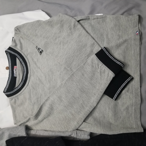 Bundle of Kids longsleeves (6pcs) - Picture 3 of 7